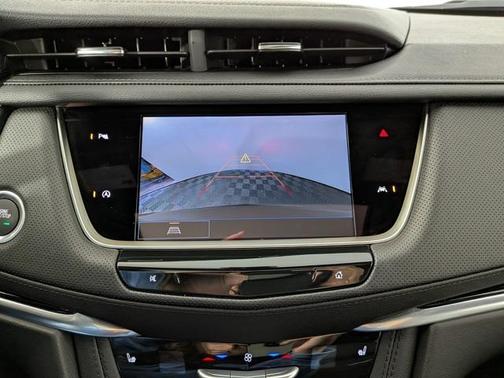 2025 Cadillac XT6 Luxury AWD