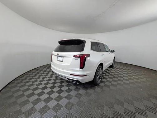 2025 Cadillac XT6 Premium Luxury AWD