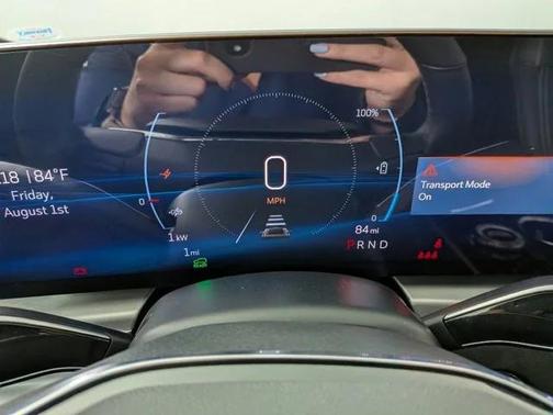 2025 Cadillac LYRIQ Luxury