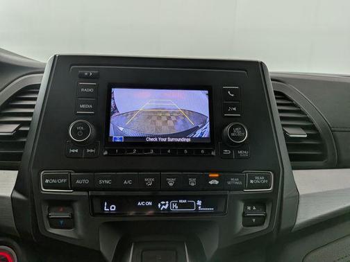 Lunar Silver Metallic 2018 Honda Odyssey LX