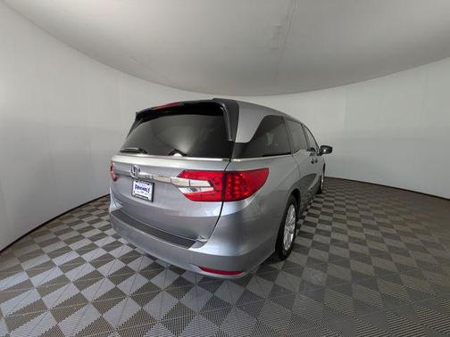 Lunar Silver Metallic 2018 Honda Odyssey LX