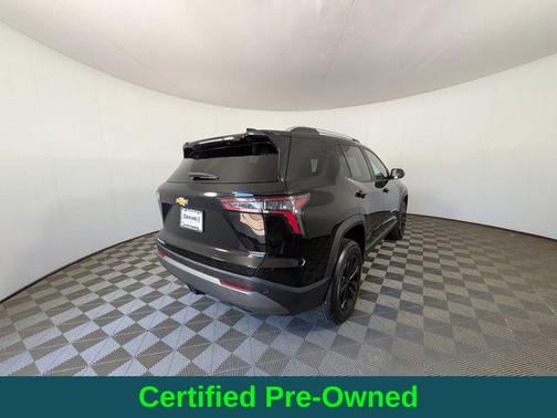 Mosaic Black Metallic 2025 Chevrolet Equinox 1LT