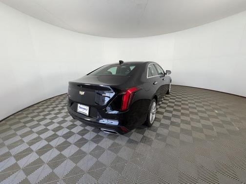 2023 Cadillac CT4 Luxury