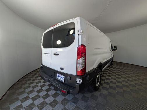 Oxford White 2019 Ford Transit-250 Base