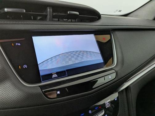 2023 Cadillac XT5 Luxury