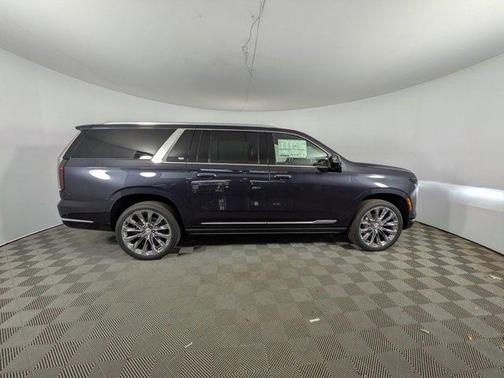2026 Cadillac Escalade ESV Luxury