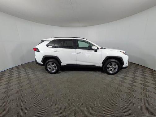 Ice 2025 Toyota RAV4 XLE