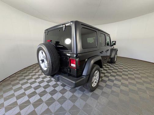 Black Clearcoat 2021 Jeep Wrangler Unlimited Sport