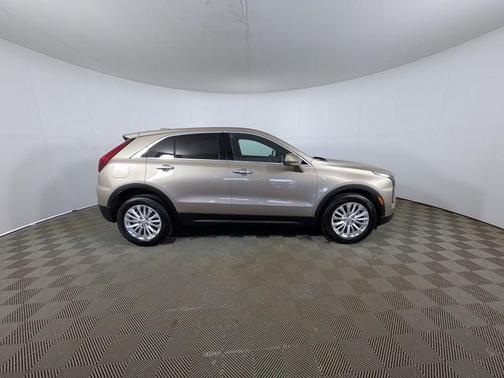 Latte Metallic 2024 Cadillac XT4 Luxury