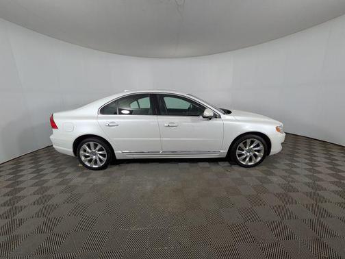 Crystal White Pearl 2016 Volvo S80 T5 Drive-E Platinum