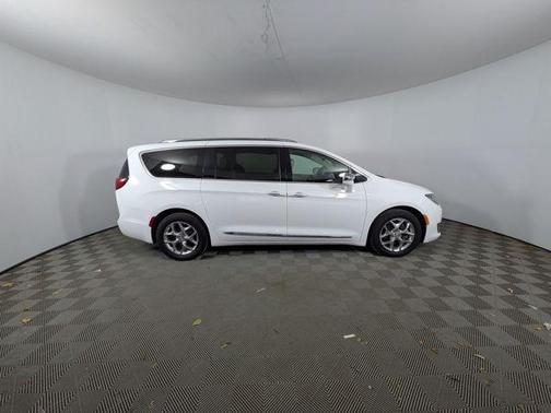 2019 Chrysler Pacifica Limited