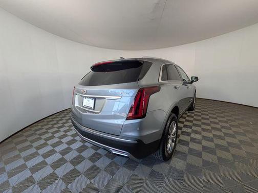 Argent Silver Metallic 2023 Cadillac XT5 Premium Luxury