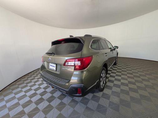 Wilderness Green Metallic 2018 Subaru Outback 2.5i Touring