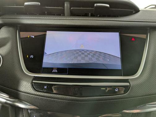 2023 Cadillac XT5 Luxury