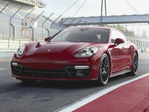 Jet Black Metallic 2020 Porsche Panamera GTS
