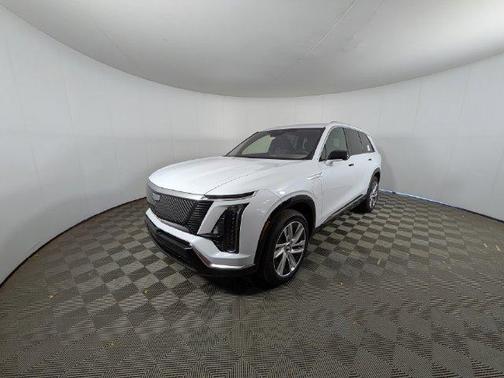 Vibrant White Tricoat 2027 Cadillac VISTIQ Luxury
