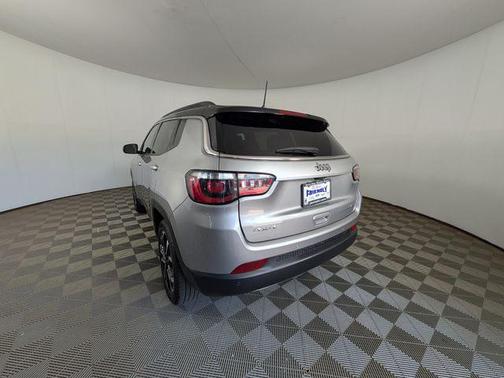 Billet Silver Metallic Clearcoat 2023 Jeep Compass Limited
