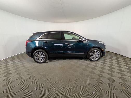 Emerald Lake Metallic 2024 Cadillac XT5 Premium Luxury