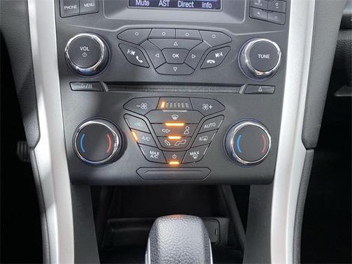 2014 Ford Fusion Hybrid SE
