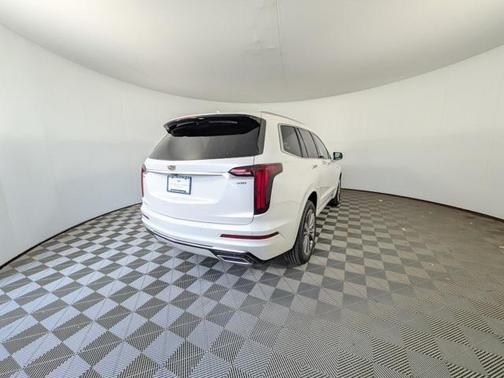 2025 Cadillac XT6 Premium Luxury AWD
