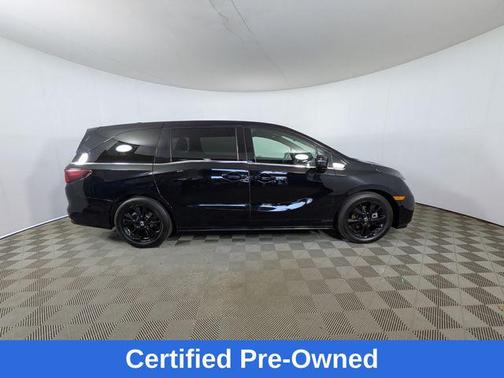 Crystal Black Pearl 2024 Honda Odyssey Sport