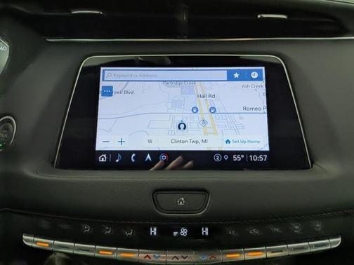 2022 Cadillac XT4 Premium Luxury