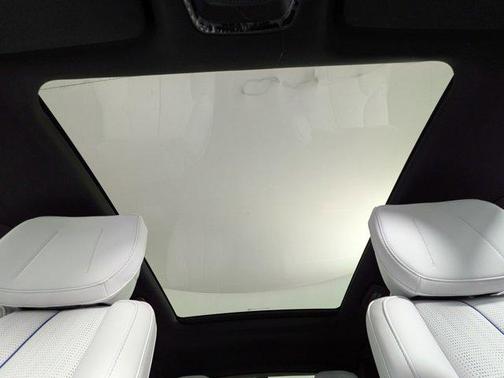 2025 Cadillac LYRIQ Luxury