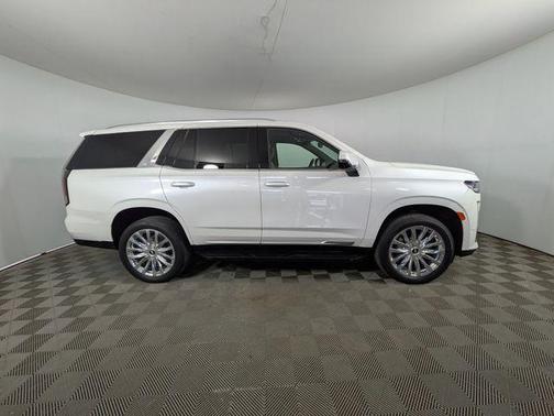 Crystal White Tricoat 2024 Cadillac Escalade Premium Luxury