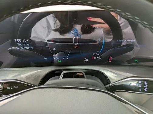 2026 Cadillac VISTIQ Sport