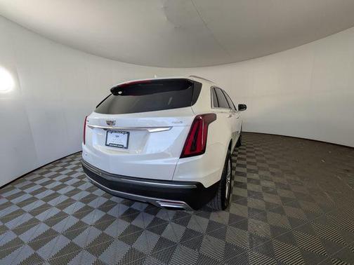 Crystal White Tricoat 2023 Cadillac XT5 Premium Luxury