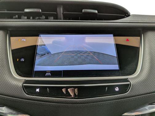 Crystal White Tricoat 2023 Cadillac XT5 Premium Luxury