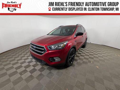 Ruby Red Metallic Tinted Clearcoat 2019 Ford Escape SE