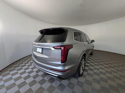 Argent Silver Metallic 2023 Cadillac XT6 Premium Luxury FWD