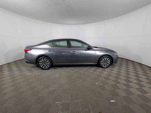 Gun Metallic 2024 Nissan Altima 2.5 SV