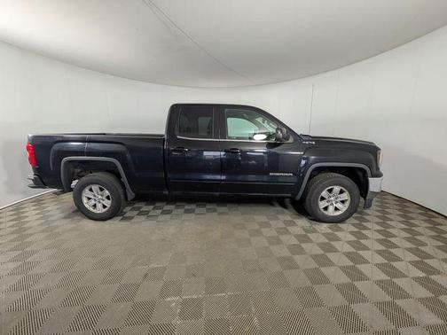 Onyx Black 2016 GMC Sierra 1500 SLE