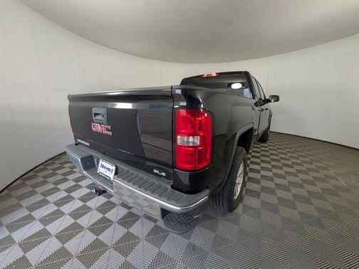 Onyx Black 2016 GMC Sierra 1500 SLE