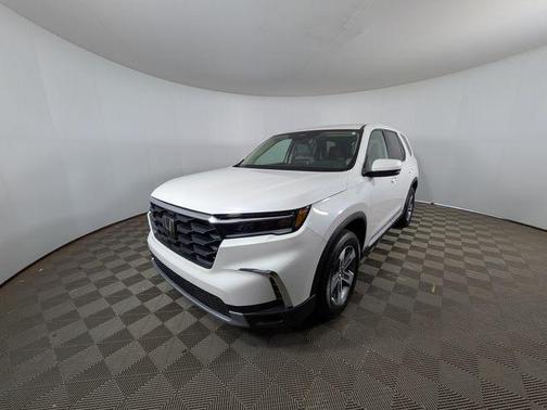 2023 Honda Pilot AWD EX-L 7 Passenger