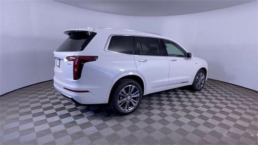 2025 Cadillac XT6 Premium Luxury AWD