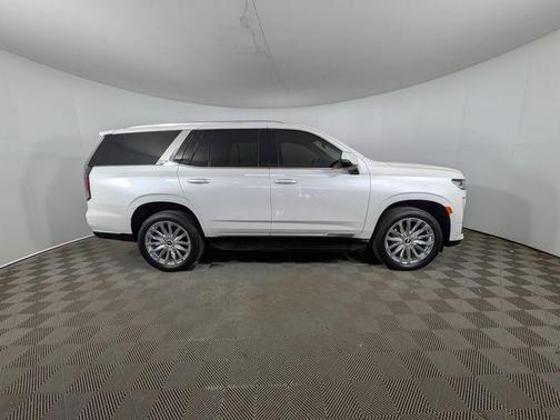 Crystal White Tricoat 2021 Cadillac Escalade Premium Luxury