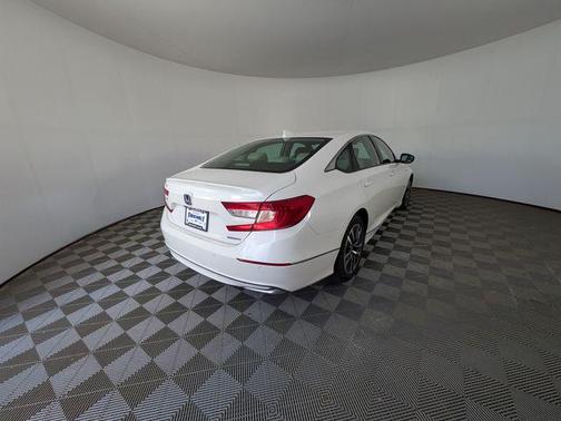 Platinum White Pearl 2022 Honda Accord Hybrid EX-L