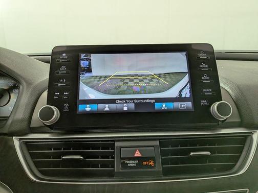 Platinum White Pearl 2022 Honda Accord Hybrid EX-L