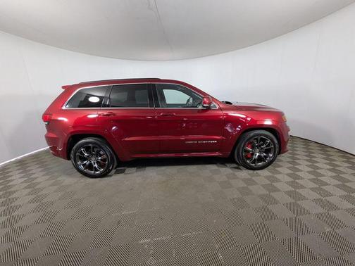 Deep Cherry Red Crystal Pearlcoat 2015 Jeep Grand Cherokee SRT