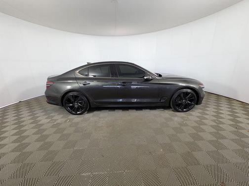 Makalu Gray 2023 Genesis G70 2.0T AWD