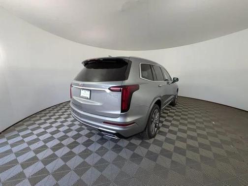 2025 Cadillac XT6 Premium Luxury AWD