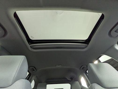 Lunar Silver Metallic 2022 Honda CR-V AWD EX