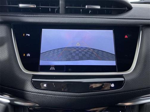 2025 Cadillac XT5 Luxury