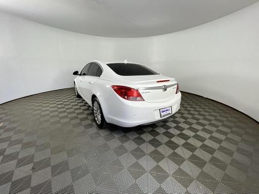 2012 Buick Regal Premium 1