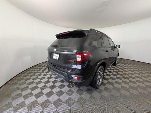 Crystal Black Pearl 2023 Honda Passport AWD TrailSport