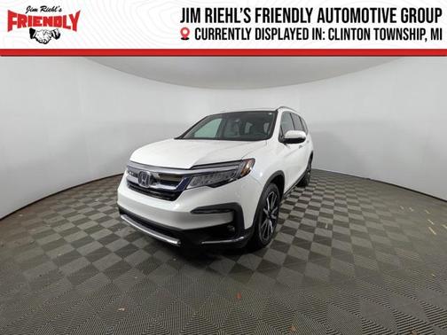 2022 Honda Pilot Touring 8-Passenger