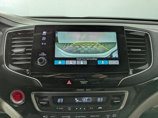 2022 Honda Pilot Touring 8-Passenger